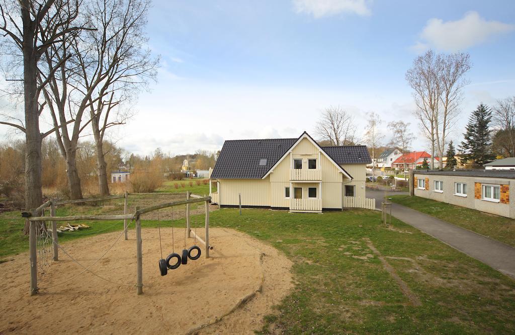 Djh Jugendherberge Stralsund Bagian luar foto