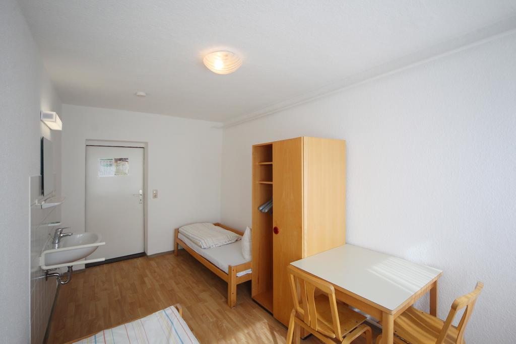 Djh Jugendherberge Stralsund Bagian luar foto